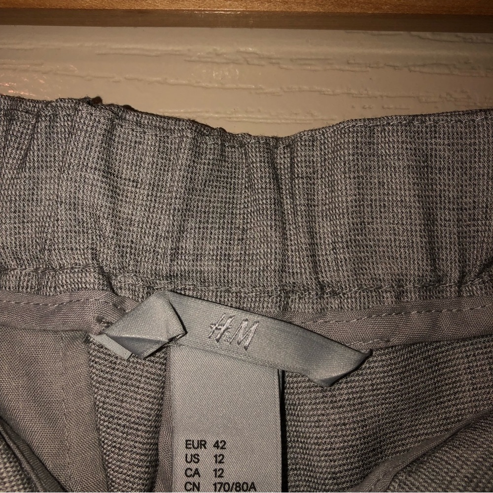 🔮🔮 H&M Grey work pants 🔮🔮 - Picture 5 of 7